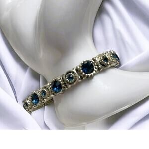 Vintage Square Silver Design Beads w/London Blue Crystal Gems, Stretch Bracelet